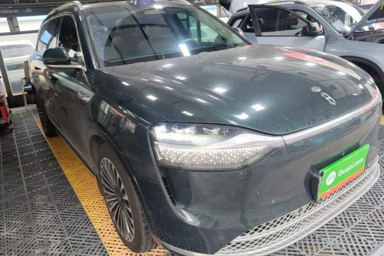 Used Hima AITO M9 2024 Range-Extended Ultra Version 52 kWh 6-Seater Model Front Right 45 Deg
