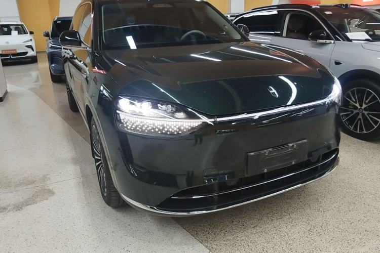 Used Hima AITO M9 2024 Range-Extended Ultra Version 52 kWh 6-Seater Model Front Right 45 Deg