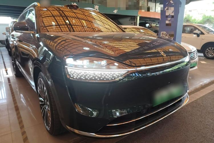 Used Hima AITO M9 2024 Range-Extended Max Edition 42 kWh 6-Seater Version Front Right 45 Deg
