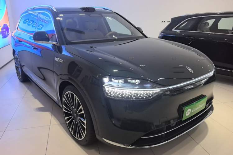 Used Hima AITO M9 2024 Range-Extended Max Edition 42 kWh 6-Seater Version Front Right 45 Deg