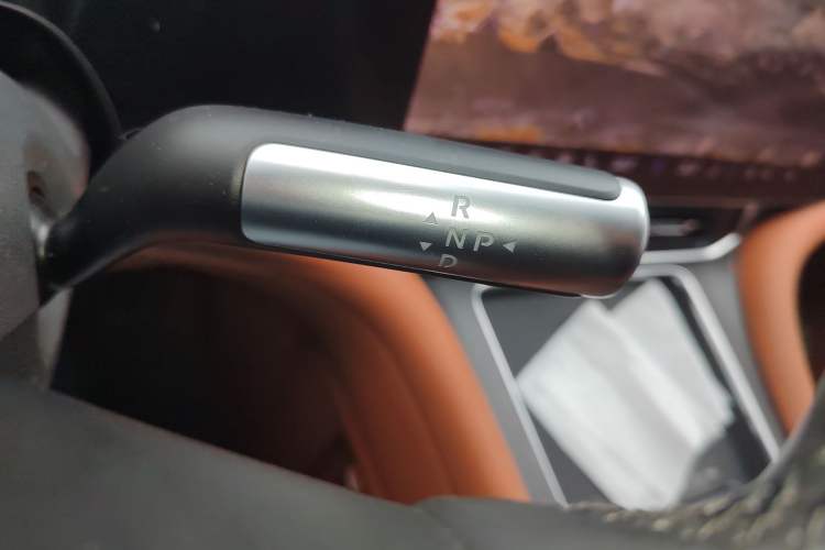 Used Hima AITO M9 2024 Range-Extended Ultra Version 52 kWh 6-Seater Model Gear Lever