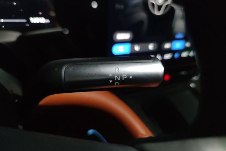 Used Hima AITO M9 2024 Range-Extended Ultra Version 52 kWh 6-Seater Model Gear Lever