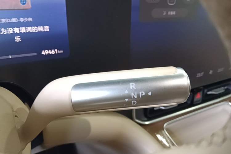 Used Hima AITO M9 2024 Range-Extended Ultra Version 52 kWh 6-Seater Model Gear Lever