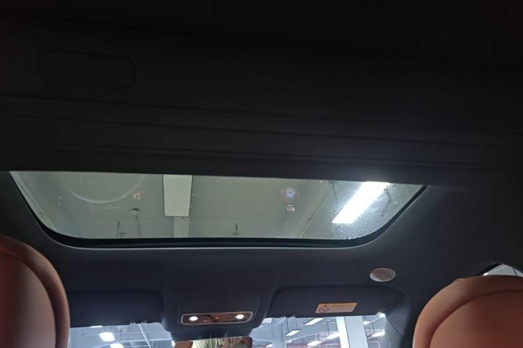 Used Hima AITO M9 2024 Range-Extended Ultra Version 42 kWh 6-Seater Model Headliner