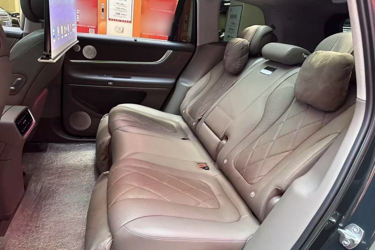 Used Hima AITO M9 2024 Range-Extended Ultra Version 52 kWh 5-Seater Model Interior 10