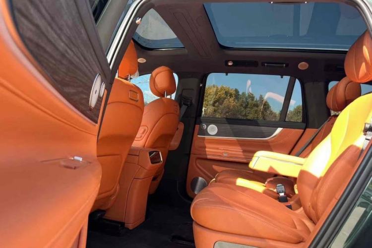 Used Hima AITO M9 2024 Range-Extended Ultra Version 52 kWh 6-Seater Model Interior 3