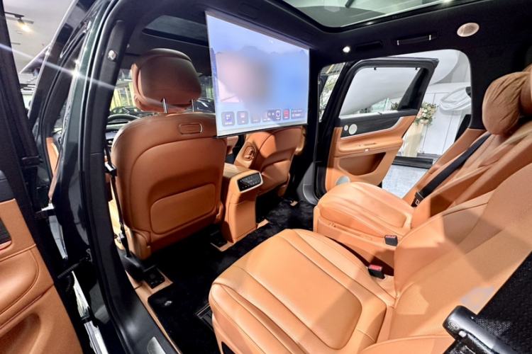Used Hima AITO M9 2024 Range-Extended Ultra Version 42 kWh 6-Seater Model Interior 4