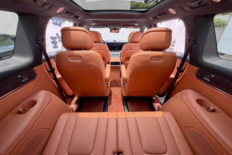 Used Hima AITO M9 2024 Range-Extended Max Edition 42 kWh 6-Seater Version Interior 7