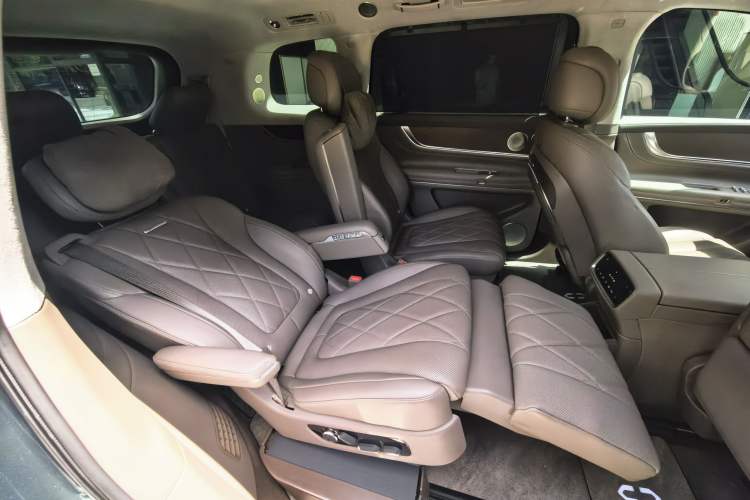Used Hima AITO M9 2024 Range-Extended Max Edition 42 kWh 6-Seater Version Interior 8
