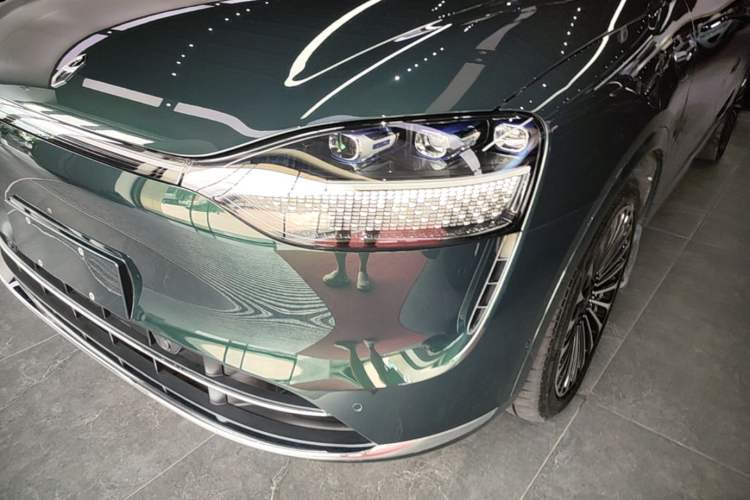 Used Hima AITO M9 2024 Range-Extended Ultra Version 42 kWh 6-Seater Model Left Front Headlight