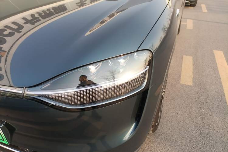 Used Hima AITO M9 2024 Range-Extended Ultra Version 52 kWh 5-Seater Model Left Front Headlight