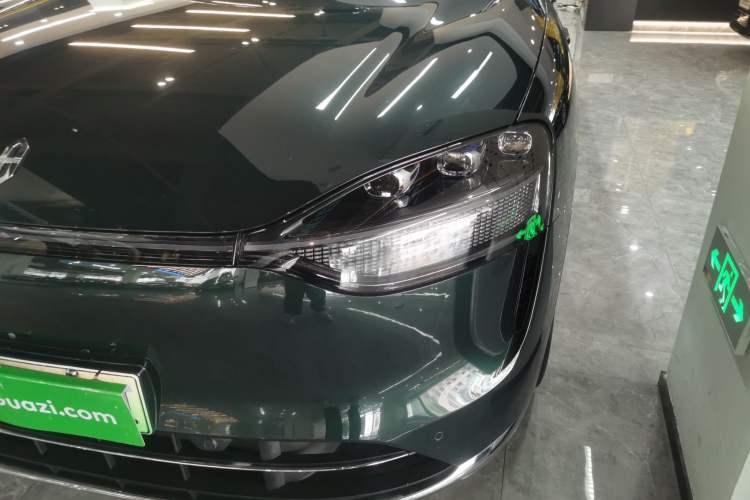 Used Hima AITO M9 2024 Range-Extended Ultra Version 42 kWh 6-Seater Model Left Front Headlight