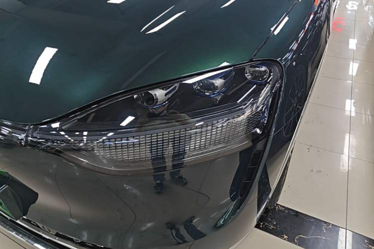 Used Hima AITO M9 2024 Range-Extended Ultra Version 42 kWh 6-Seater Model Left Front Headlight