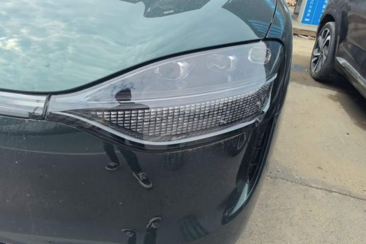 Used Hima AITO M9 2024 Range-Extended Ultra Version 42 kWh 6-Seater Model Left Front Headlight