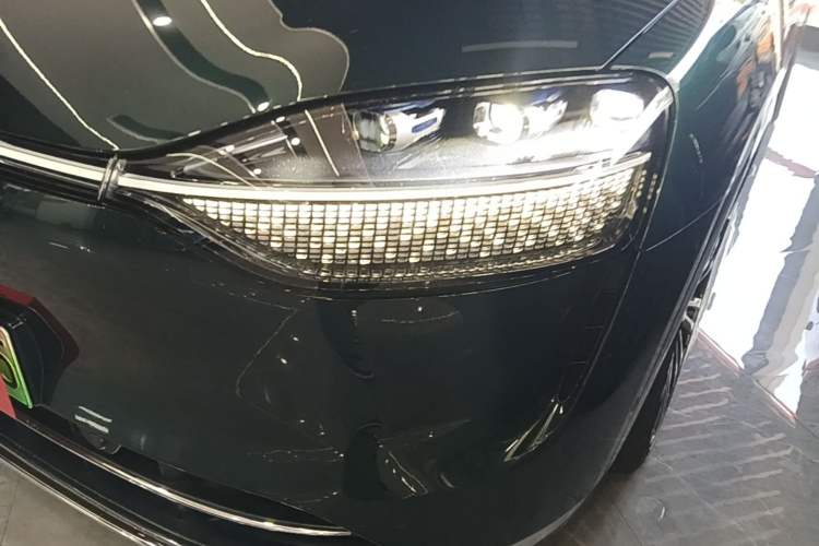 Used Hima AITO M9 2024 Range-Extended Ultra Version 52 kWh 6-Seater Model Left Front Headlight