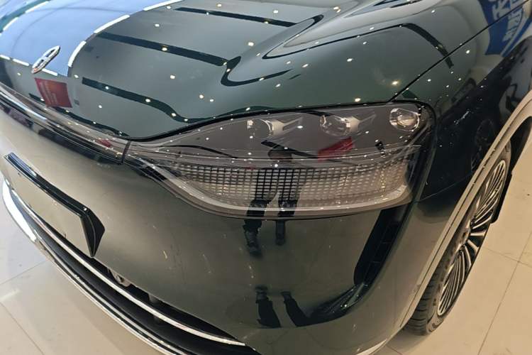 Used Hima AITO M9 2024 Range-Extended Ultra Version 52 kWh 5-Seater Model Left Front Headlight