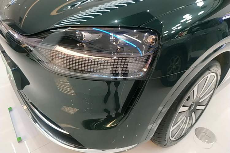 Used Hima AITO M9 2024 Range-Extended Max Edition 42 kWh 6-Seater Version Left Front Headlight