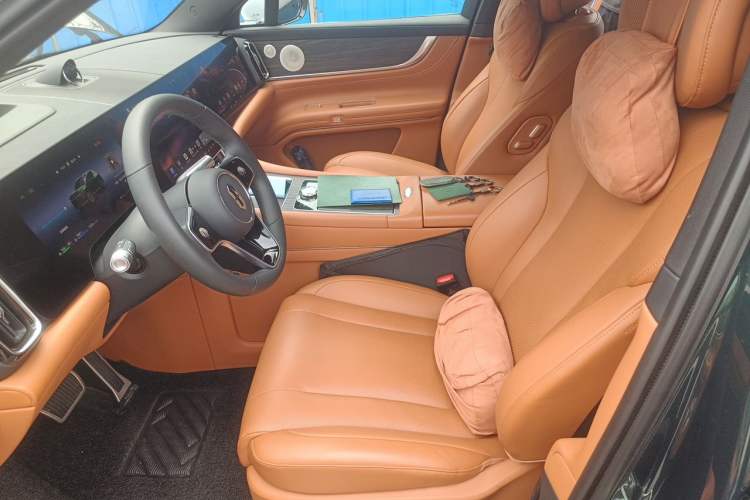Used Hima AITO M9 2024 Range-Extended Ultra Version 52 kWh 6-Seater Model Left Front Seat