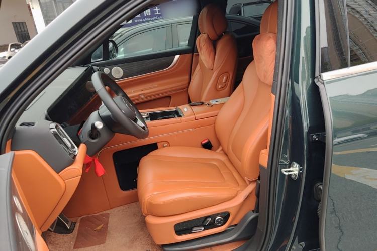 Used Hima AITO M9 2024 Range-Extended Ultra Version 42 kWh 6-Seater Model Left Front Seat