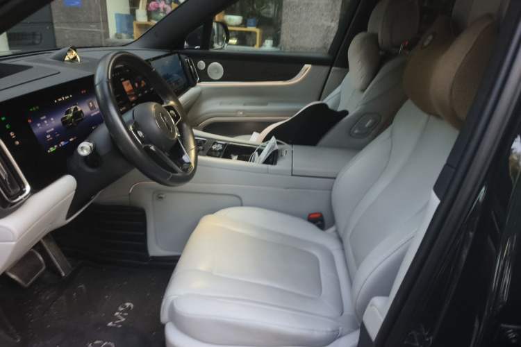 Used Hima AITO M9 2024 Range-Extended Ultra Version 42 kWh 6-Seater Model Left Front Seat