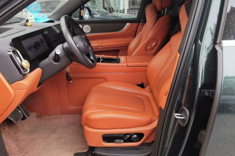 Used Hima AITO M9 2024 Range-Extended Max Edition 42 kWh 6-Seater Version Left Front Seat