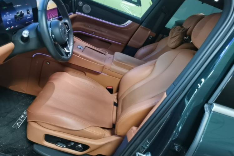Used Hima AITO M9 2024 Range-Extended Max Edition 42 kWh 6-Seater Version Left Front Seat