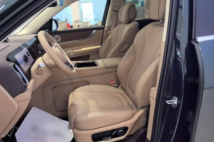 Used Hima AITO M9 2024 Range-Extended Max Edition 42 kWh 6-Seater Version Left Front Seat