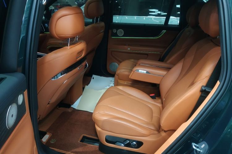 Used Hima AITO M9 2024 Range-Extended Max Edition 42 kWh 6-Seater Version Left Rear Seat