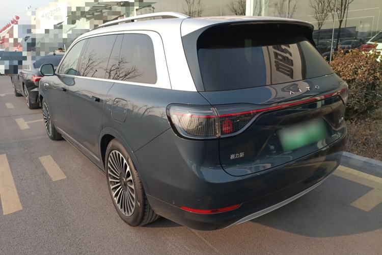 Used Hima AITO M9 2024 Range-Extended Ultra Version 52 kWh 5-Seater Model Left Side