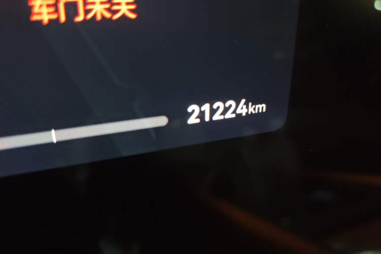 Used Hima AITO M9 2024 All-Electric Max Version 100 kWh 6-Seater Odometer Close Up