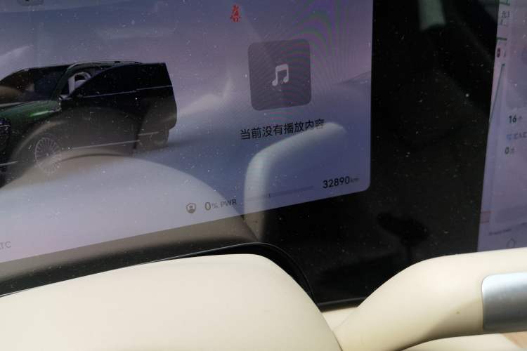 Used Hima AITO M9 2024 Range-Extended Ultra Version 42 kWh 6-Seater Model Odometer Close Up
