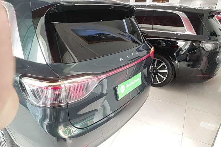 Used Hima AITO M9 2024 Range-Extended Ultra Version 52 kWh 6-Seater Model Rear
