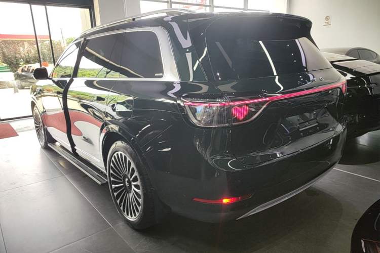 Used Hima AITO M9 2024 Range-Extended Ultra Version 42 kWh 6-Seater Model Rear Left 45 Deg