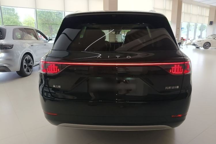 Used Hima AITO M9 2024 All-Electric Ultra Version 100 kWh 6-Seater Model Rear