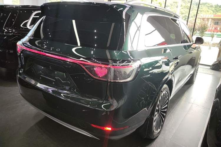 Used Hima AITO M9 2024 Range-Extended Ultra Version 42 kWh 6-Seater Model Rear Right 45 Deg