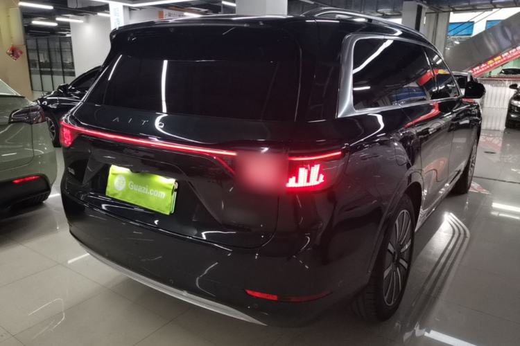Used Hima AITO M9 2024 Range-Extended Ultra Version 52 kWh 5-Seater Model Rear Right 45 Deg
