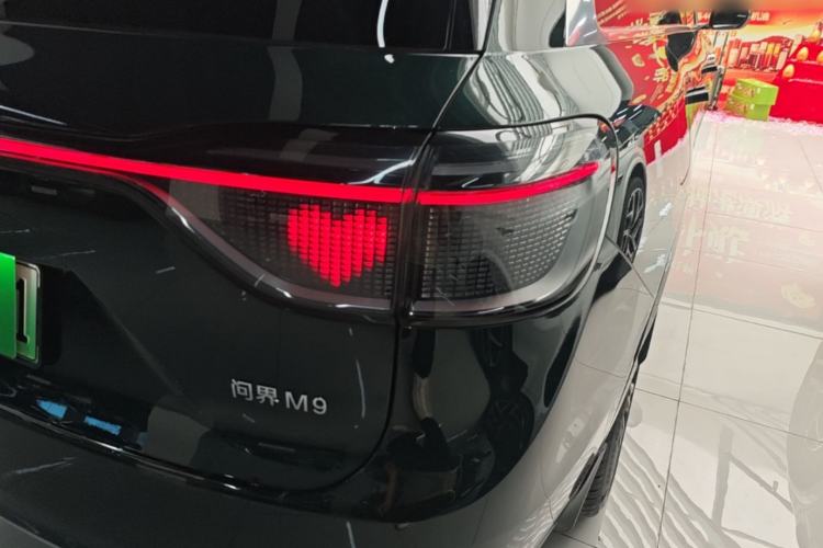 Used Hima AITO M9 2024 Range-Extended Max Edition 42 kWh 6-Seater Version Right Rear Taillight