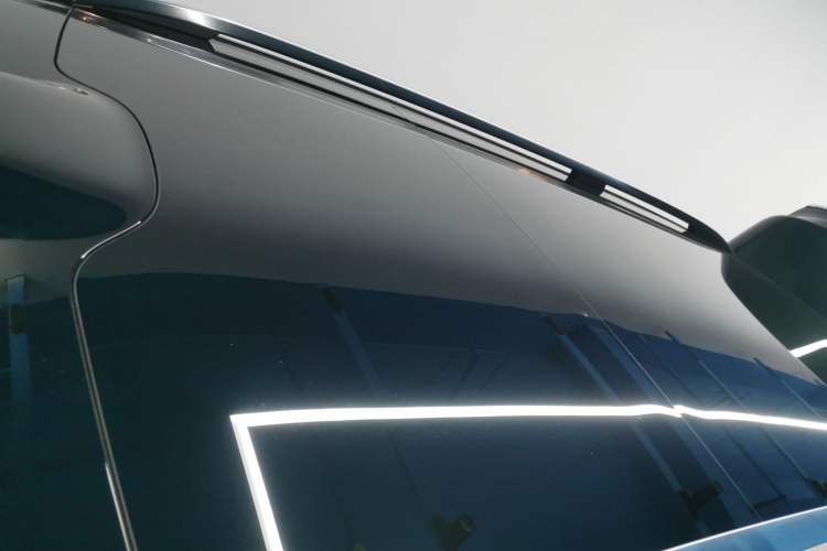 Used Hima AITO M9 2024 All-Electric Ultra Version 100 kWh 6-Seater Model Roof