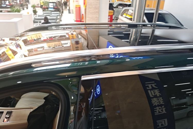 Used Hima AITO M9 2024 Range-Extended Ultra Version 42 kWh 6-Seater Model Roof