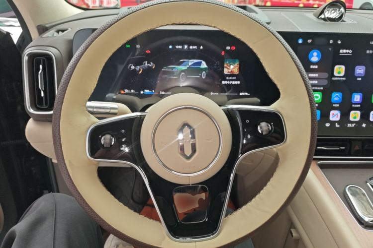 Used Hima AITO M9 2024 Range-Extended Max Edition 42 kWh 6-Seater Version Steering Wheel