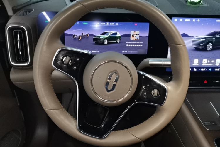 Used Hima AITO M9 2024 Range-Extended Ultra Version 52 kWh 5-Seater Model Steering Wheel
