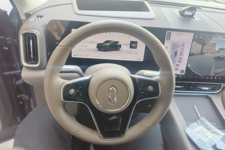 Used Hima AITO M9 2024 Range-Extended Ultra Version 52 kWh 5-Seater Model Steering Wheel