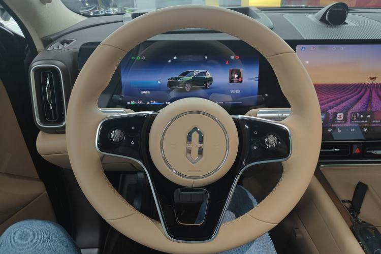 Used Hima AITO M9 2024 Range-Extended Ultra Version 52 kWh 5-Seater Model Steering Wheel