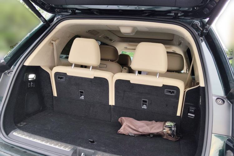 Used Hima AITO M9 2024 Range-Extended Ultra Version 42 kWh 6-Seater Model Trunk