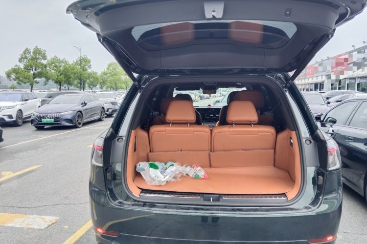 Used Hima AITO M9 2024 Range-Extended Ultra Version 42 kWh 6-Seater Model Trunk