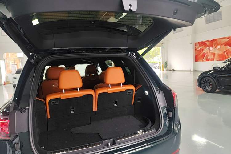 Used Hima AITO M9 2024 Range-Extended Ultra Version 42 kWh 6-Seater Model Trunk