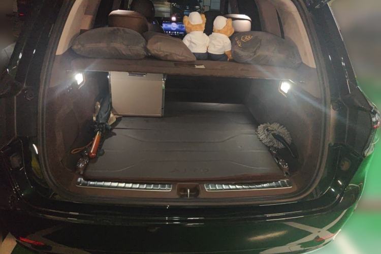 Used Hima AITO M9 2024 Range-Extended Max Edition 42 kWh 5-Seater Version Trunk