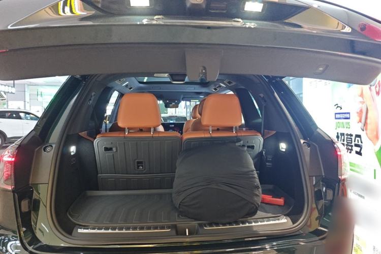 Used Hima AITO M9 2024 Range-Extended Ultra Version 42 kWh 6-Seater Model Trunk