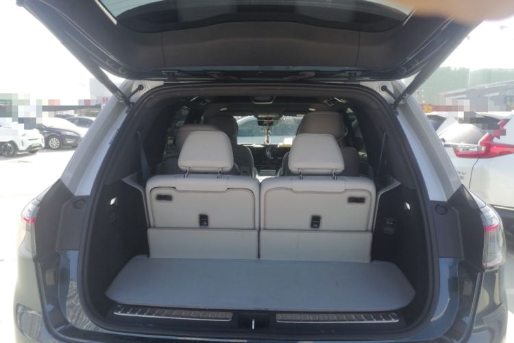 Used Hima AITO M9 2024 Range-Extended Ultra Version 42 kWh 6-Seater Model Trunk