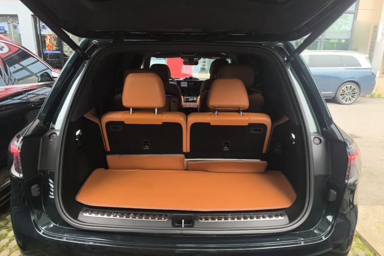 Used Hima AITO M9 2024 Range-Extended Ultra Version 42 kWh 6-Seater Model Trunk